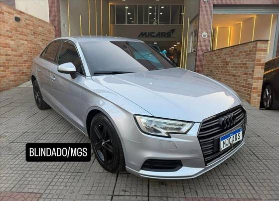 AUDI A3 1.4 TFSI SEDAN ATTRACTION 16V FLEX 4P TIPTRONIC AUDI A3 1.4 TFSI SEDAN ATTRACTION 16V FLEX 4P TIPTRONIC